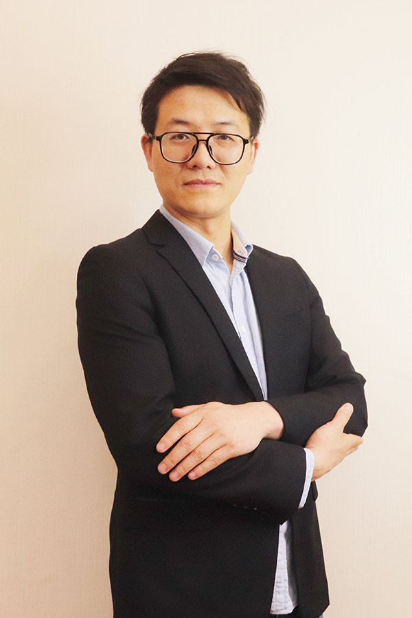 西乡李林科 本科学历,毕业于西安石油大学