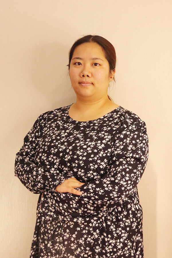 西乡候洋  本科学历，优秀班主任