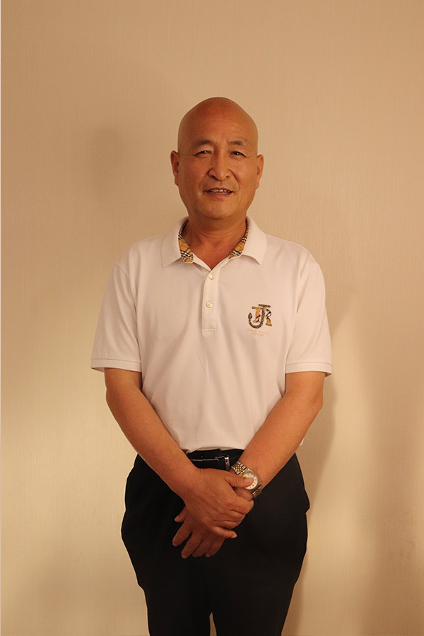 西乡杨养民 本科学历，毕业于陕西师范大学